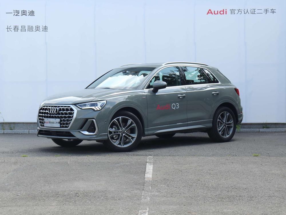 Audi Q3 2025 immagine di auto 
