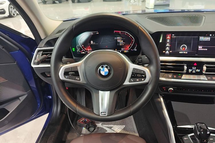 BMW 3 Series 2020 #15 BMW 3 Series 2020 car image #15