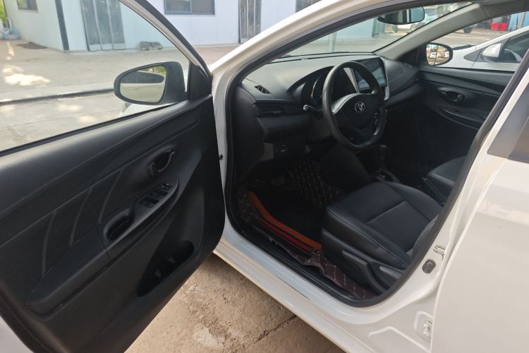 Toyota Vios 2020 immagine di auto #16