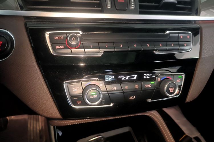 BMW X1 2018 #17 BMW X1 2018 car image #17