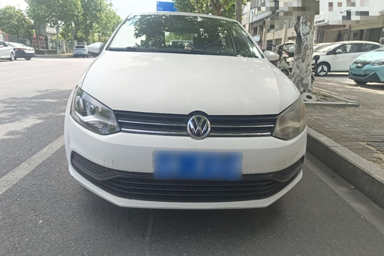 Volkswagen Polo 2017 car image #3