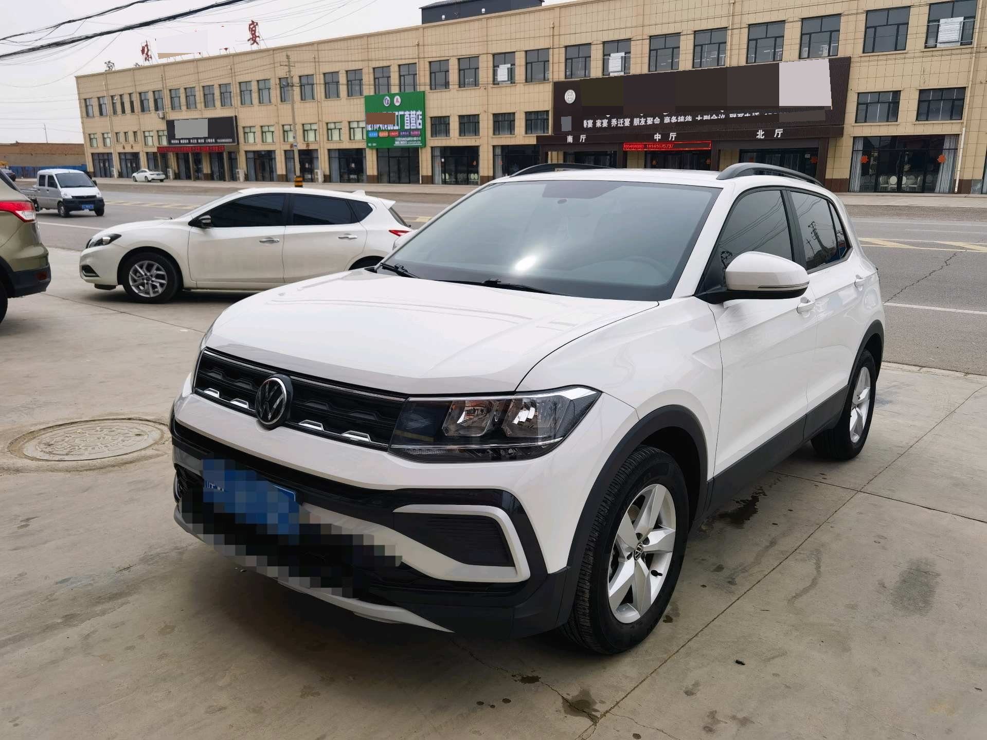 Volkswagen T-Cross 2021 car image 