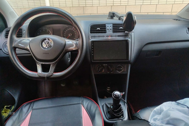 Volkswagen Polo 2017 #11 Volkswagen Polo 2017 car image #11