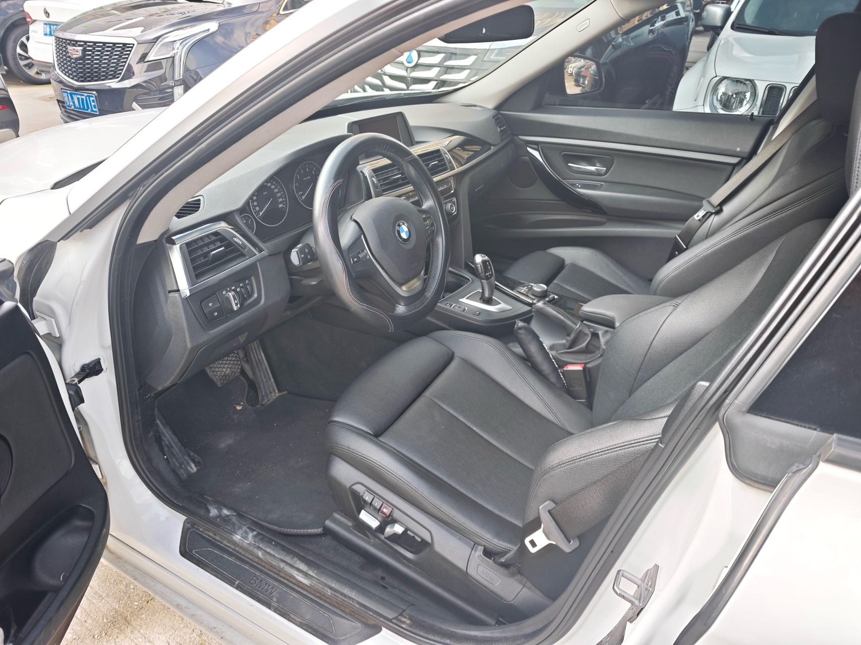 BMW 3 Series GT 2018 car image #5