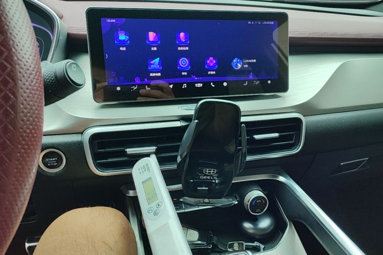 GEELY Coolray 2020 car image #13
