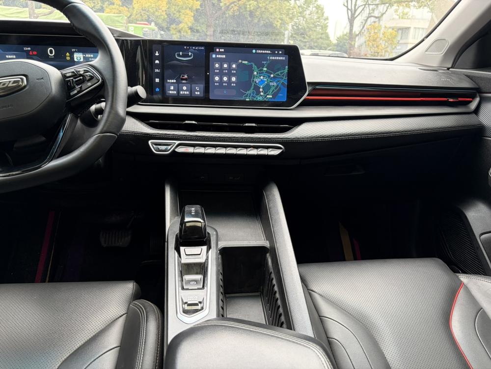 GEELY Binray 2022 image de voiture #8