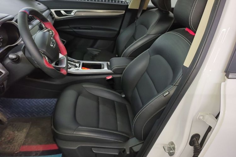 GEELY Emgrand GS 2020 car image #15