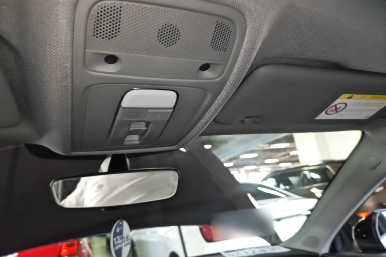 Audi A3 2019 car image #18