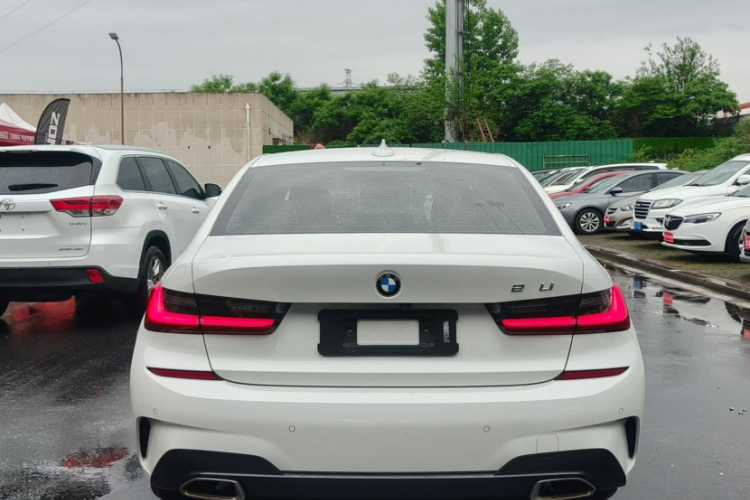 BMW 3 Series 2020 #3 BMW 3 Series 2020 car image #3