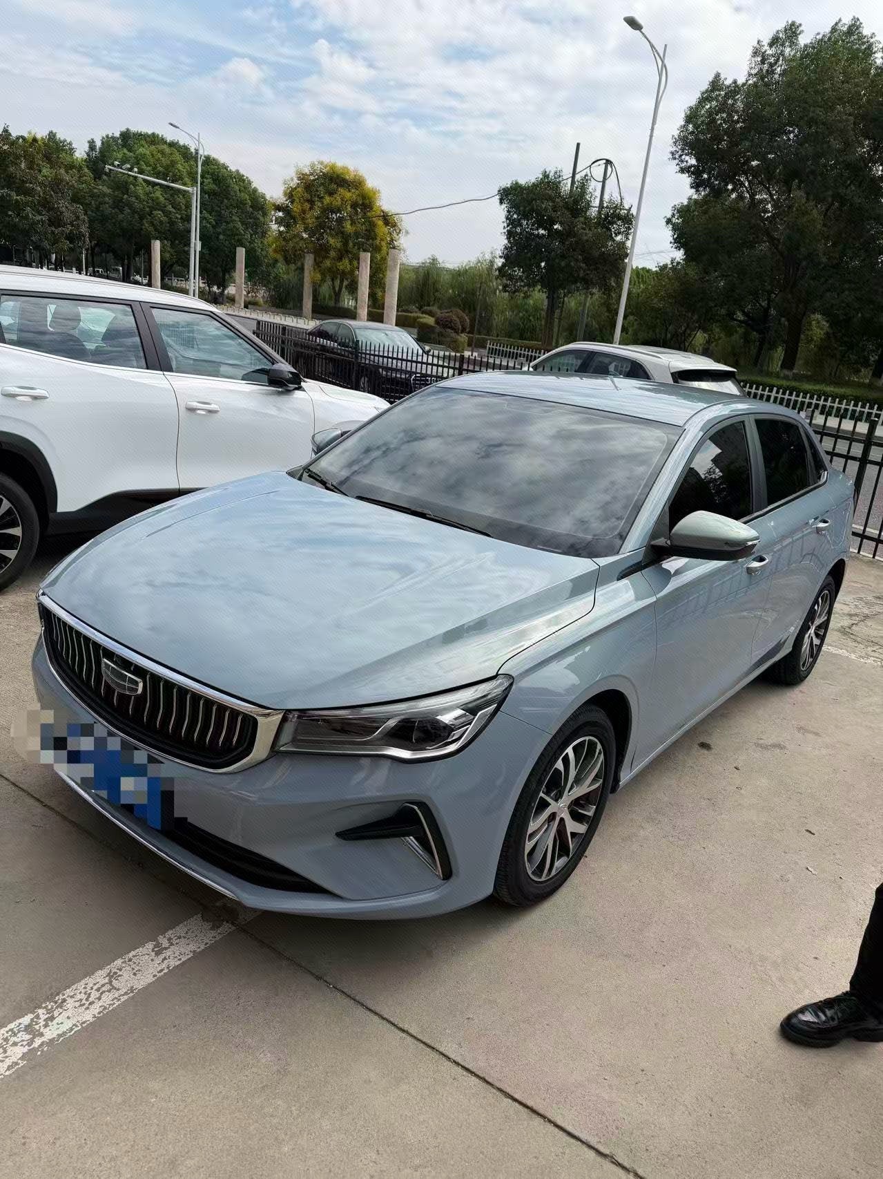 GEELY Emgrand 2023 GEELY Emgrand 2023 immagine di auto