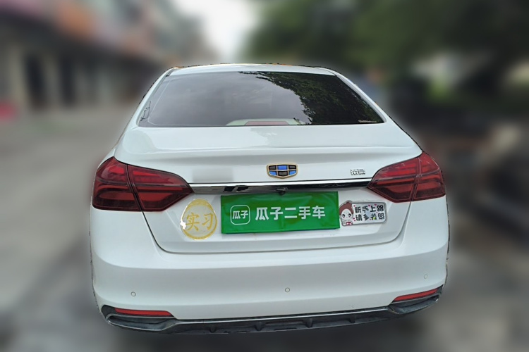 GEELY Emgrand 2019 car image #4