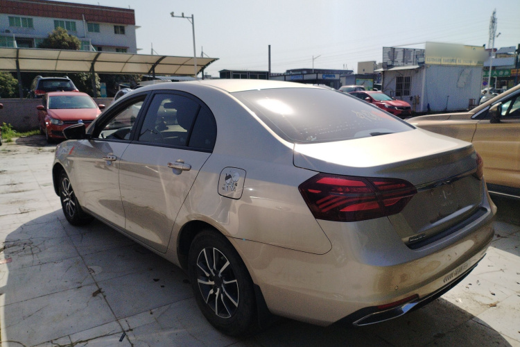 GEELY Emgrand 2019 imagen de coche #5