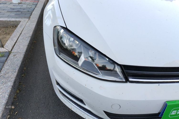 Volkswagen Golf 2015 car image #8