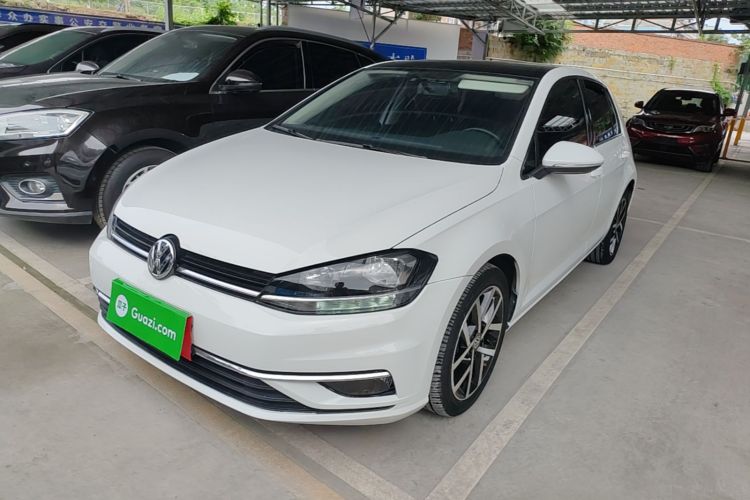 Volkswagen Golf 2020 imagen de coche #2