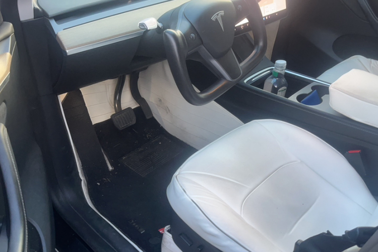 Tesla Model Y 2022 #9 Tesla Model Y 2022 immagine di auto #9