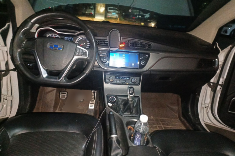 GEELY Emgrand GS 2017 car image #7