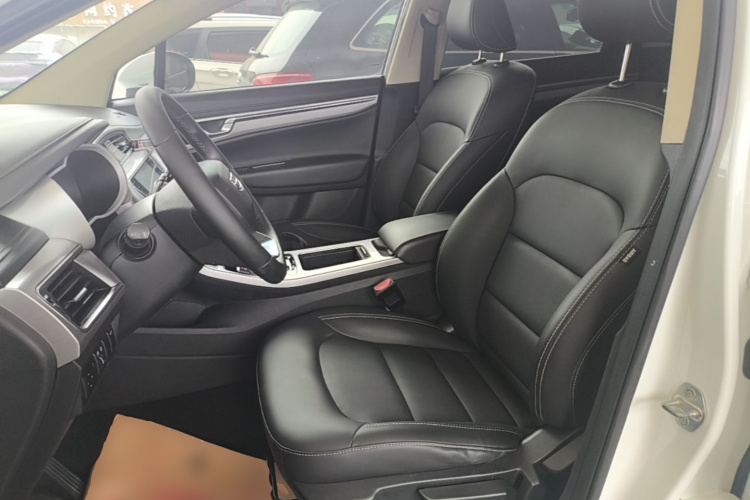 GEELY Emgrand GS 2019 #15 GEELY Emgrand GS 2019 car image #15