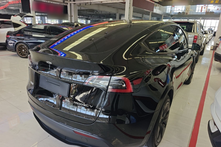 Tesla Model Y 2023 #7 Tesla Model Y 2023 immagine di auto #7
