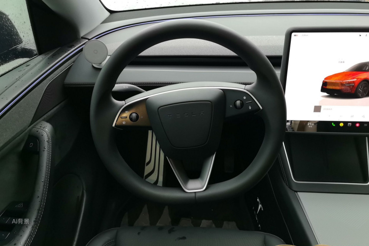Tesla Model Y 2025 #12 Tesla Model Y 2025 car image #12
