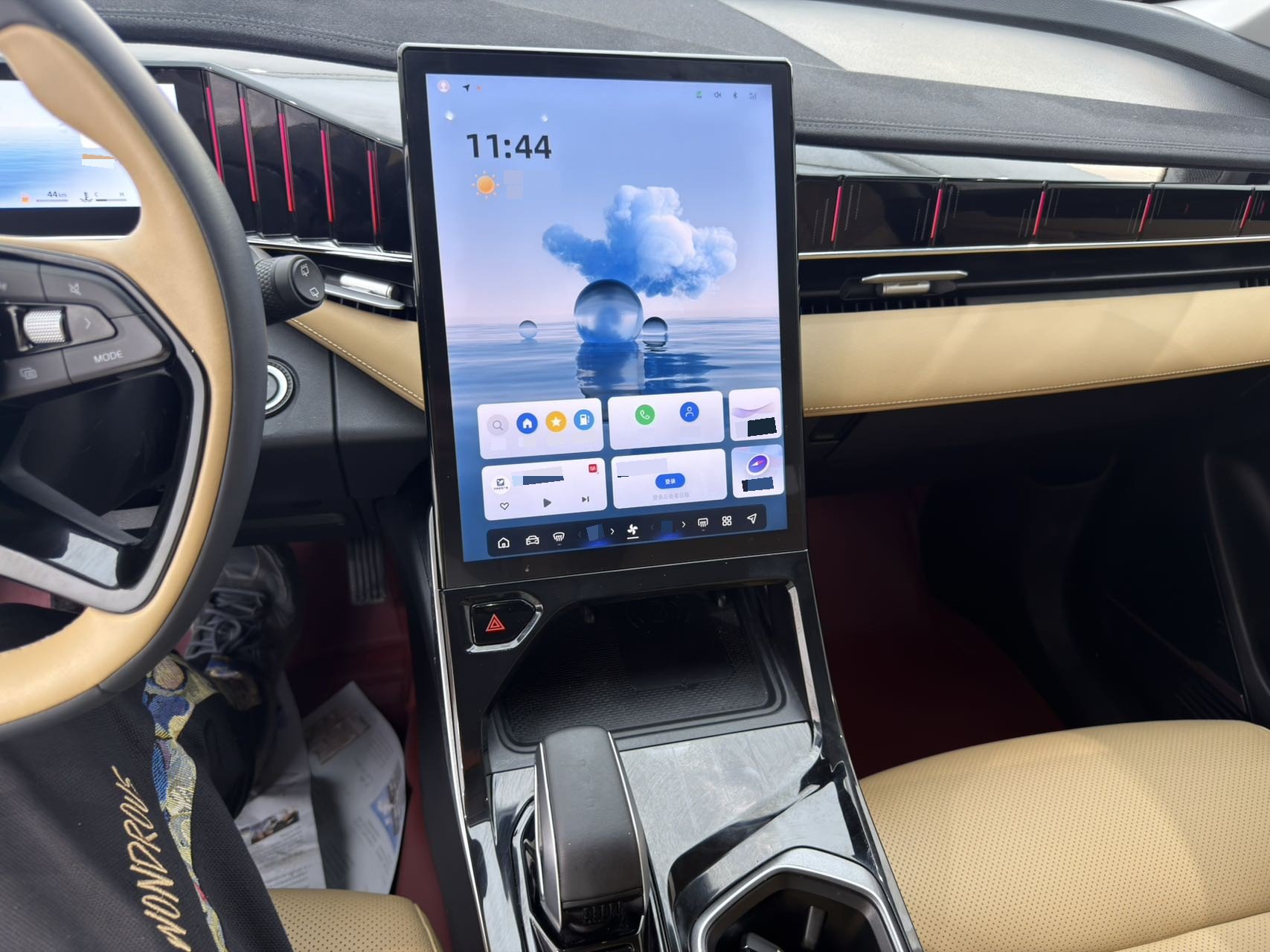 GEELY Boyue L 2023 car image #11