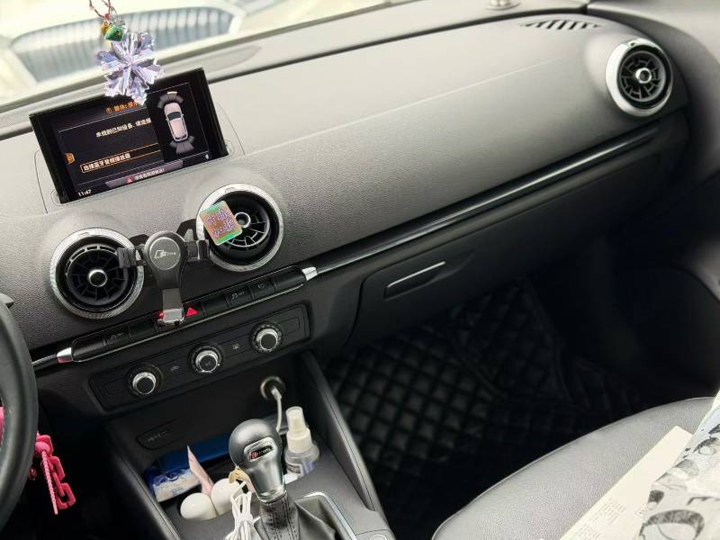 Audi A3 2020 car image #5