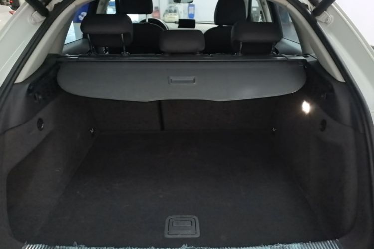 Audi Q3 2016 #19 Audi Q3 2016 car image #19