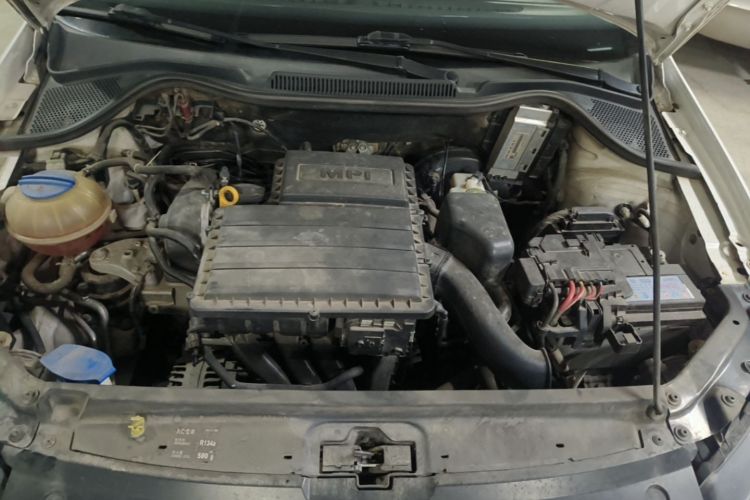 Volkswagen Polo 2016 car image #20