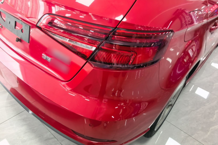 Audi A3 2019 car image #8