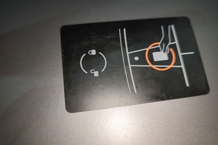 Tesla Model Y 2022 car image #9
