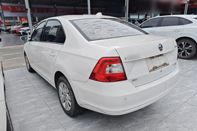 Skoda Rapid 2016 #5 Skoda Rapid 2016 car image #5