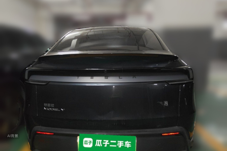Tesla Model Y 2025 #6 Tesla Model Y 2025 immagine di auto #6