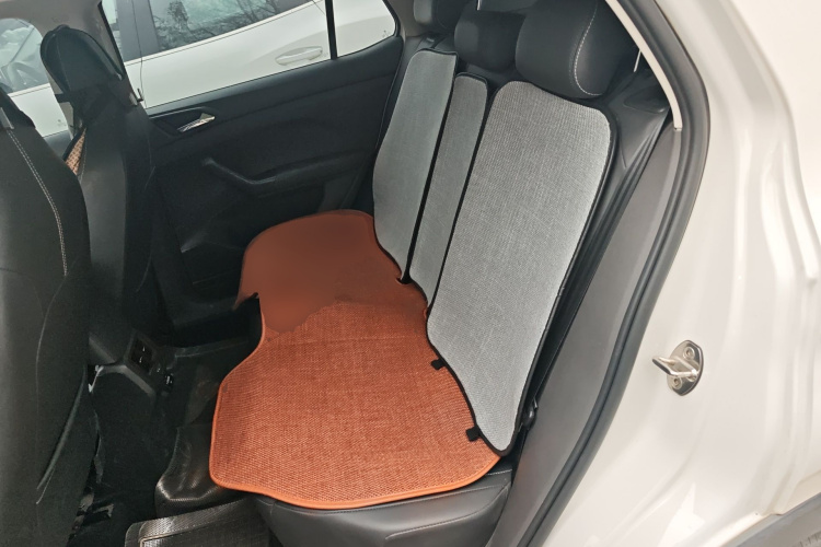 Volkswagen T-Cross 2021 car image #10