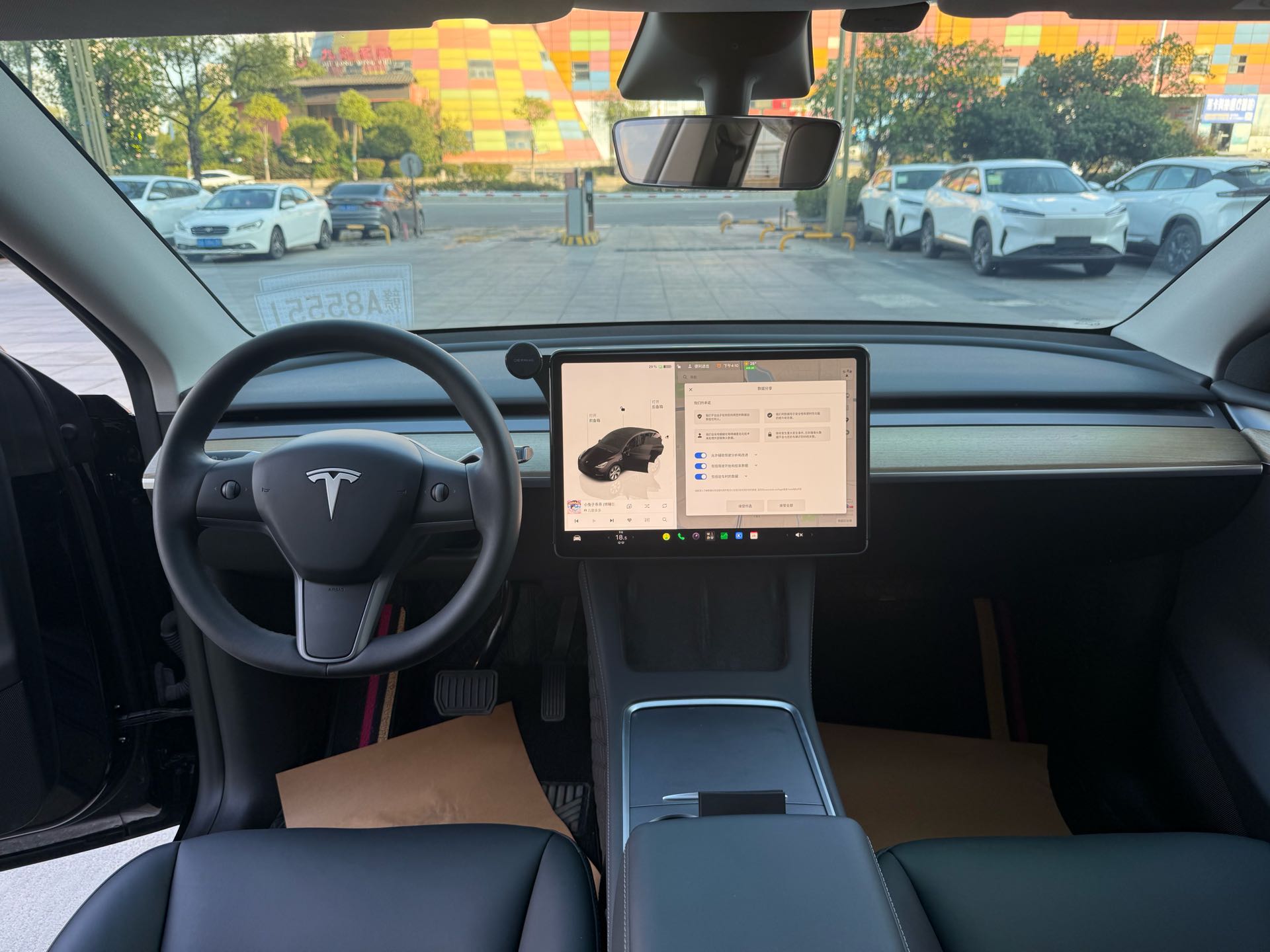 Tesla Model Y 2023 #8 Tesla Model Y 2023 immagine di auto #8