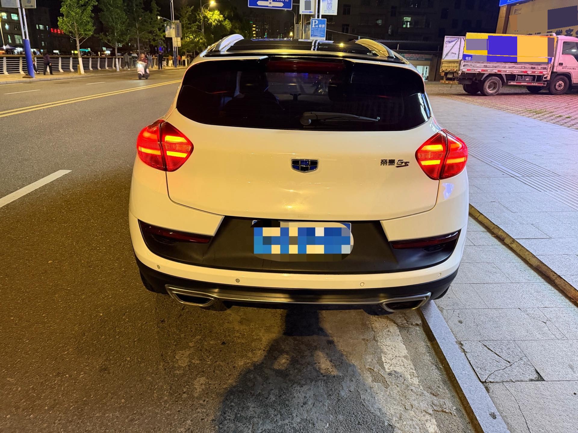 GEELY Emgrand GS 2018 car image #8