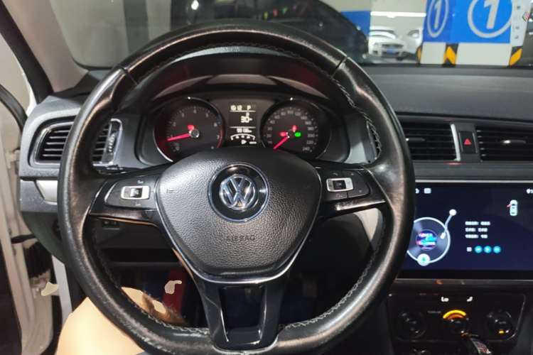 Volkswagen Lavida 2018 #15 Volkswagen Lavida 2018 car image #15