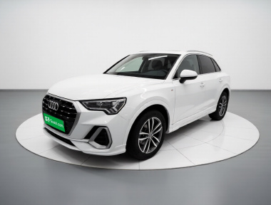 Audi Q3 2021 car image 
