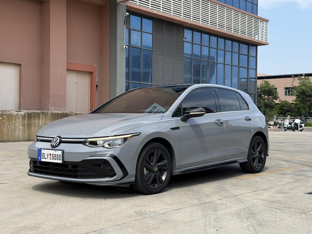 Volkswagen Golf 2021 car image 