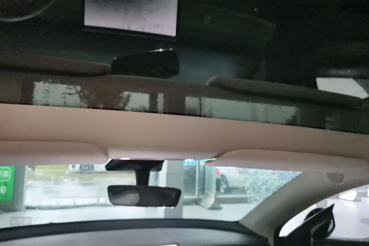 Tesla Model Y 2021 #20 Tesla Model Y 2021 car image #20