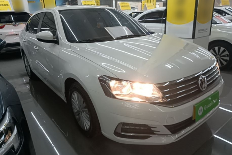 Volkswagen Lavida 2021 car image #4