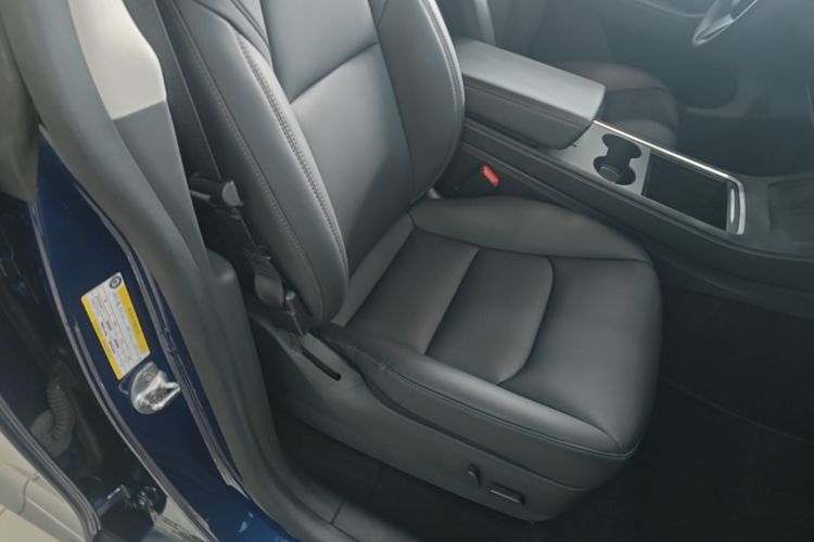 Tesla Model Y 2021 #24 Tesla Model Y 2021 car image #24