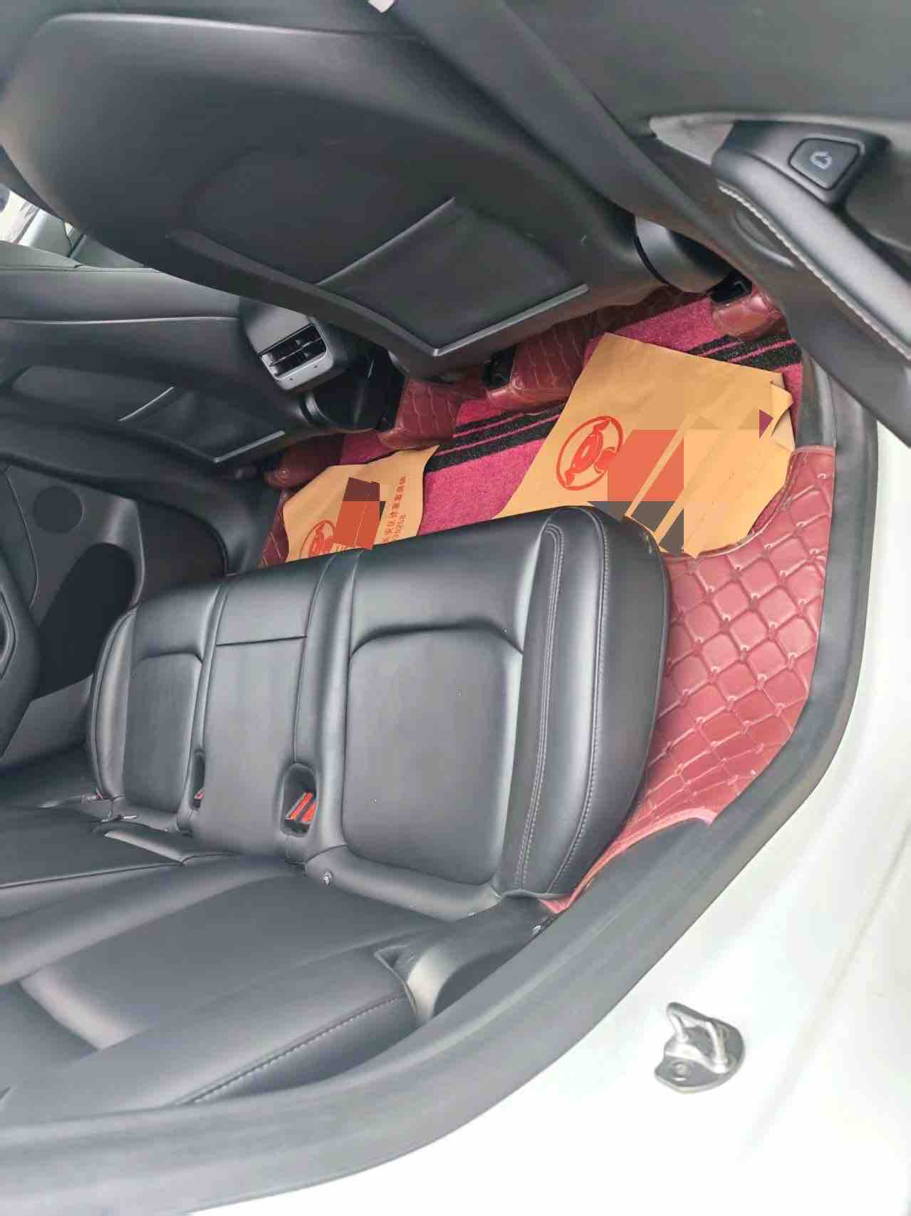 Tesla Model Y 2021 car image #6