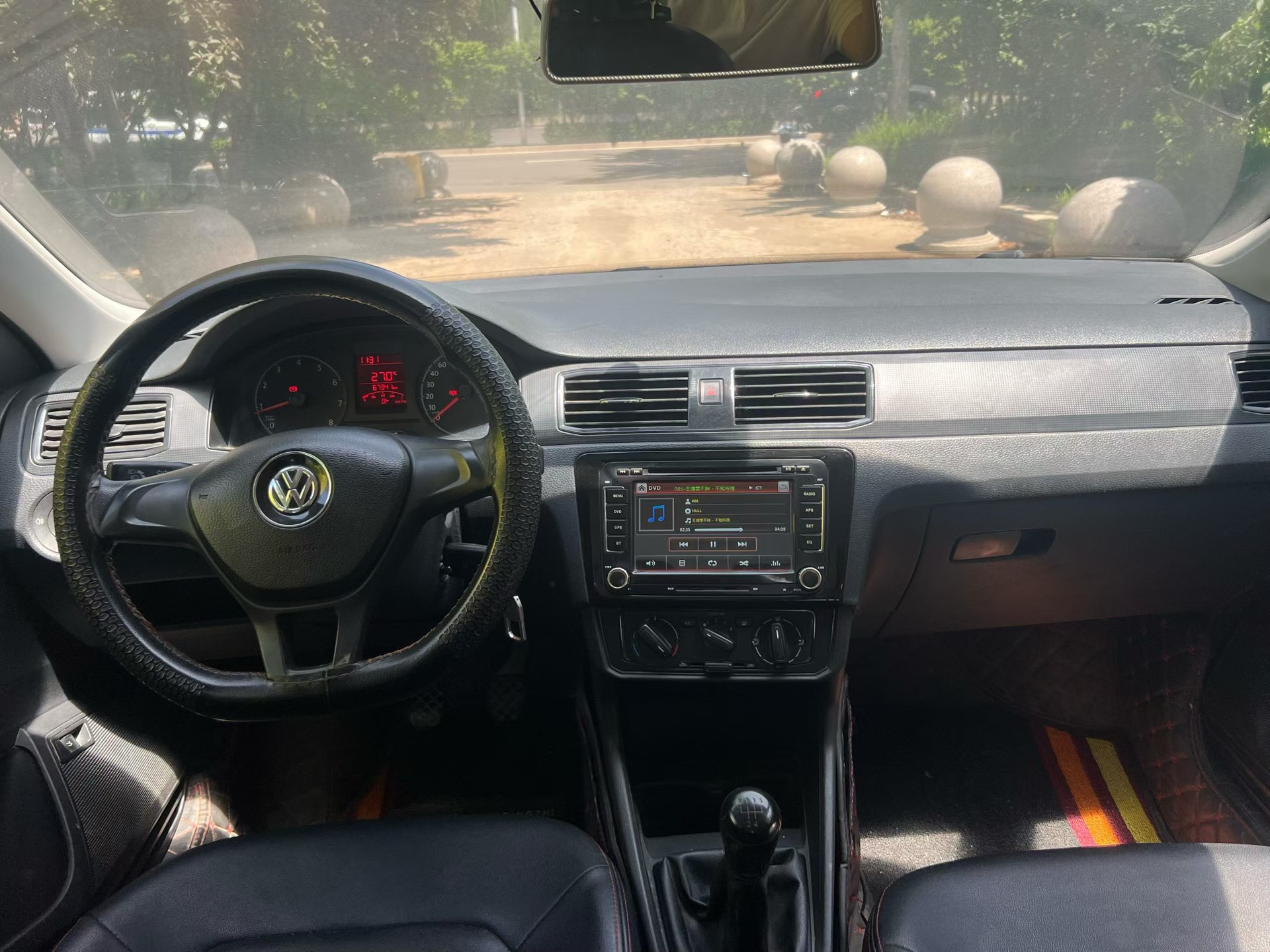 Volkswagen Santana 2017 car image #8