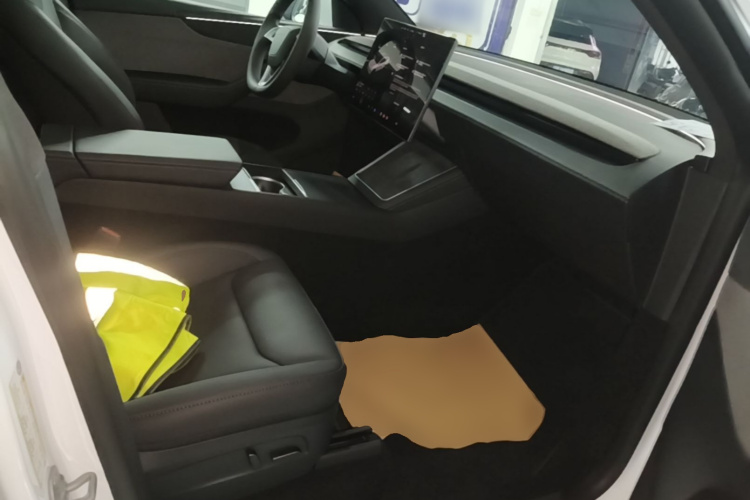 Tesla Model Y 2026 #27 Tesla Model Y 2026 car image #27