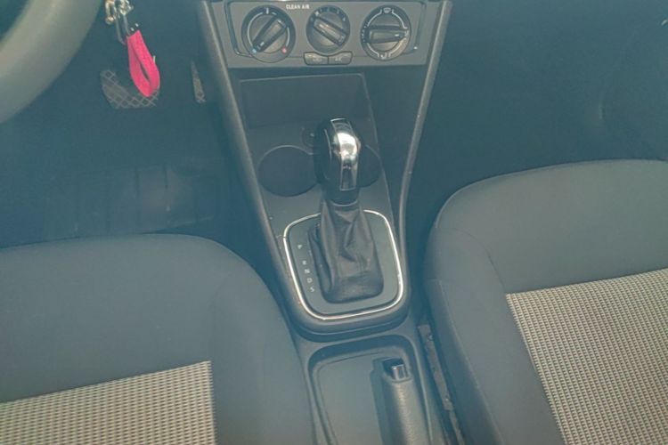 Volkswagen Polo 2019 #14 Volkswagen Polo 2019 car image #14
