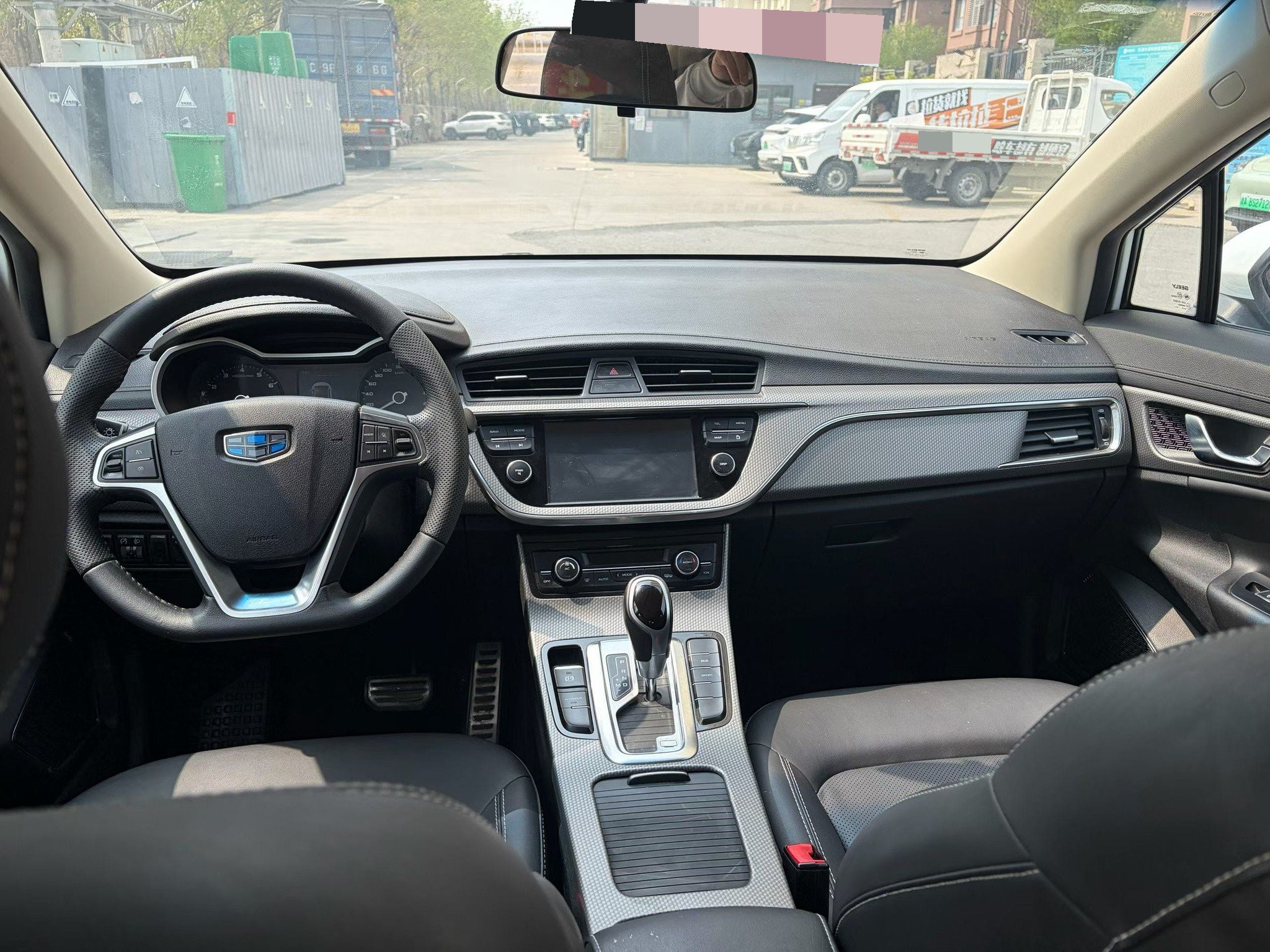 GEELY Emgrand GS 2016 car image #5