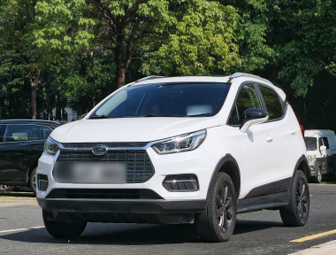 BYD Yuan New Energy 2020 BYD Yuan New Energy 2020 изображение автомобиля