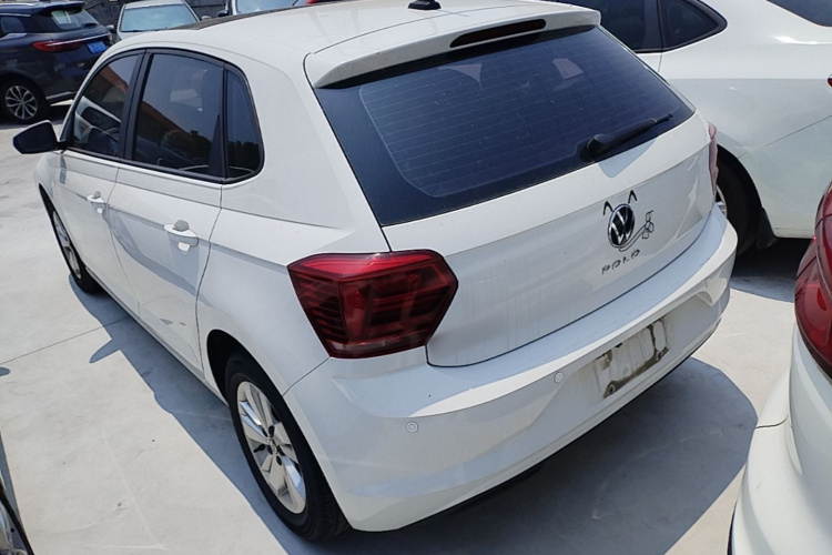 Volkswagen Polo 2021 car image #5