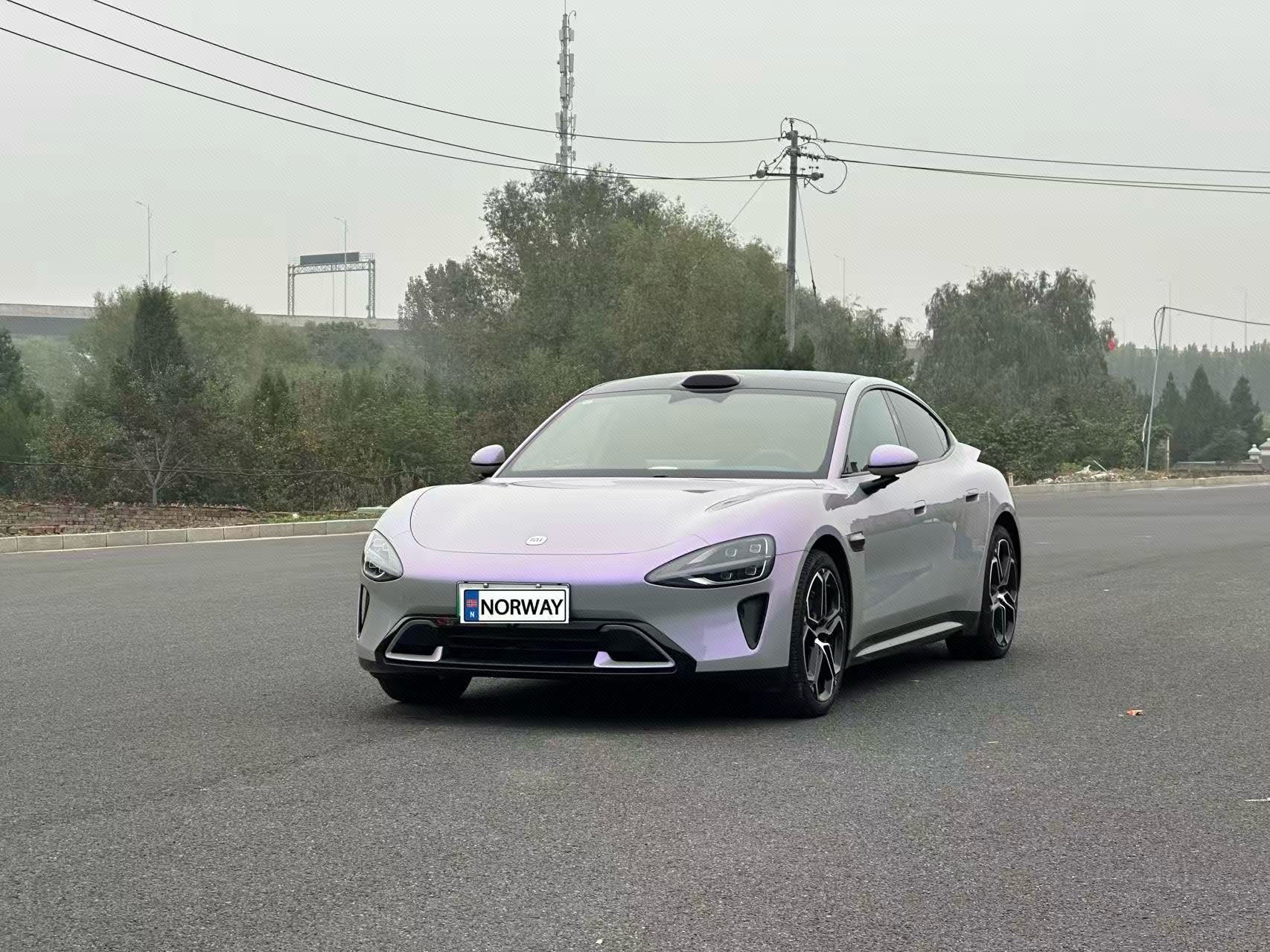 MI SU7 2025 car image 