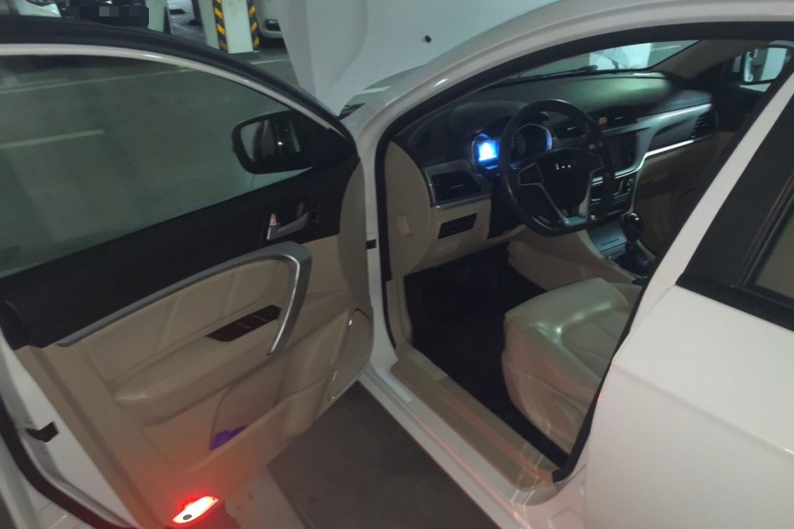 GEELY Emgrand 2016 #23 GEELY Emgrand 2016 image de voiture #23