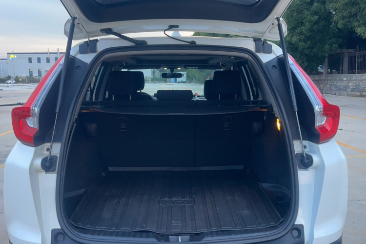 Honda CR-V 2018 #18 Honda CR-V 2018 car image #18